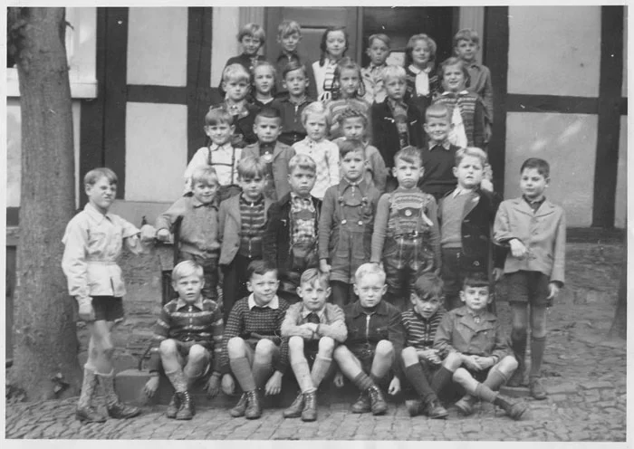 Jahrgang 1945/1946 - Klassenfoto 1954