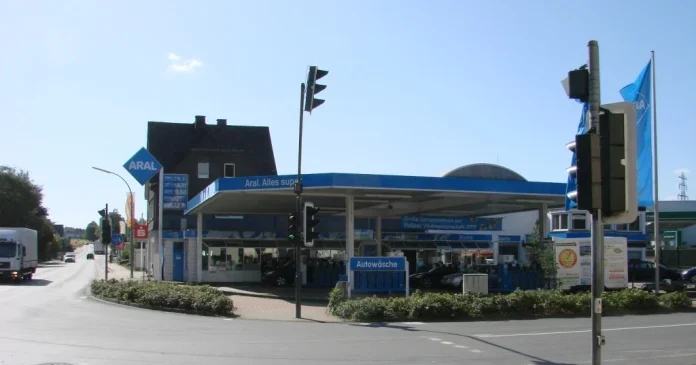 Die Tankstelle Assmann genau 50 Jahre später im Jahre 2010