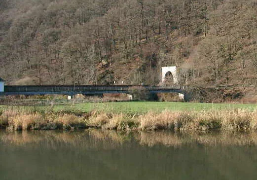 Fußgängerbrücke über die Ruhr am Mühlenberg