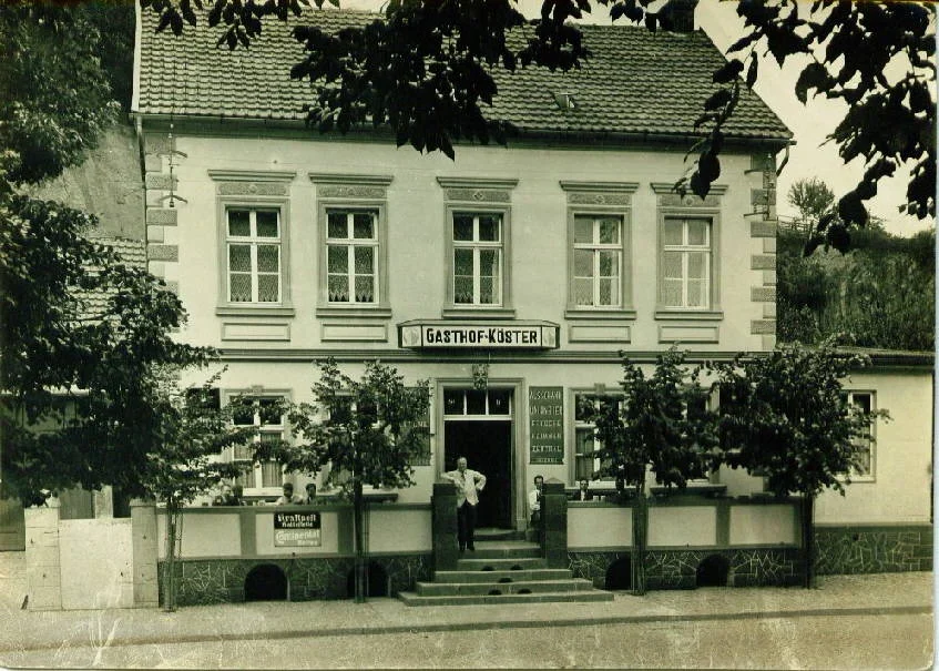Gasthof Köster - Gegenüber dem Freienohler Bahnhof