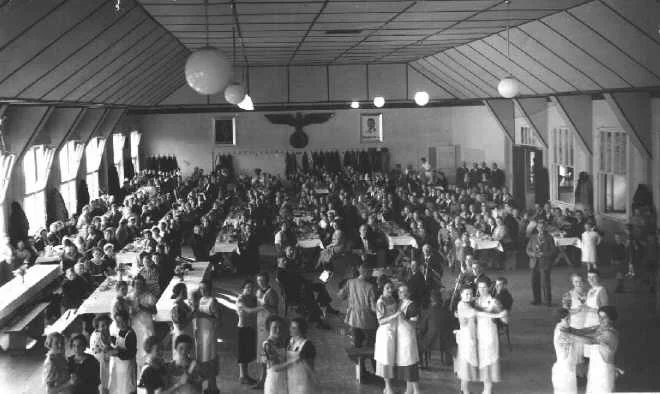 Fest in der alten Schützenhalle, 1938