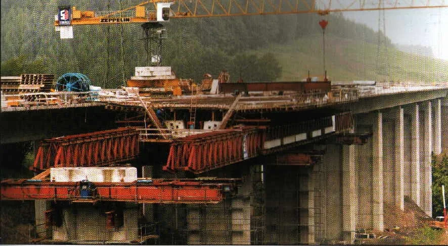 Bau der Talbrücke "Rümmecke"